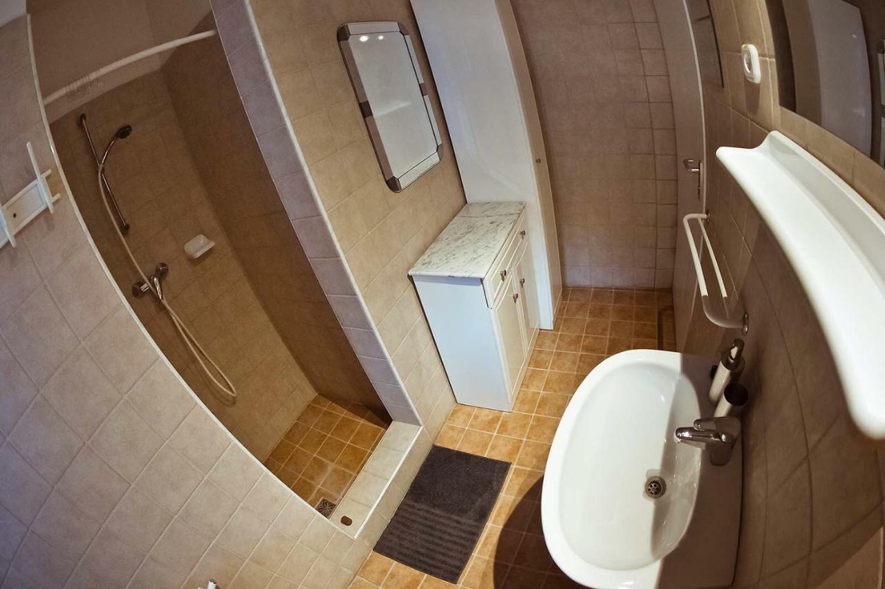 Koi Apartman Balatonalmádi Dış mekan fotoğraf